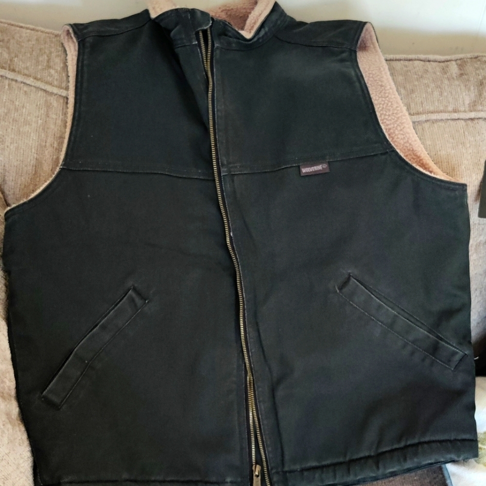 Wolverine vest men size L